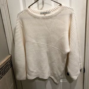 Guess comfortable sweater